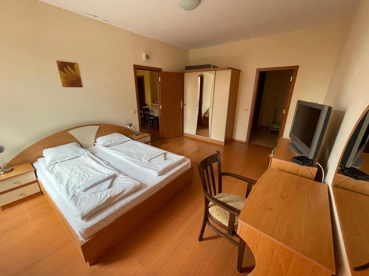 Borovets Holiday Apartments - Different Locations In Borovets Luaran gambar